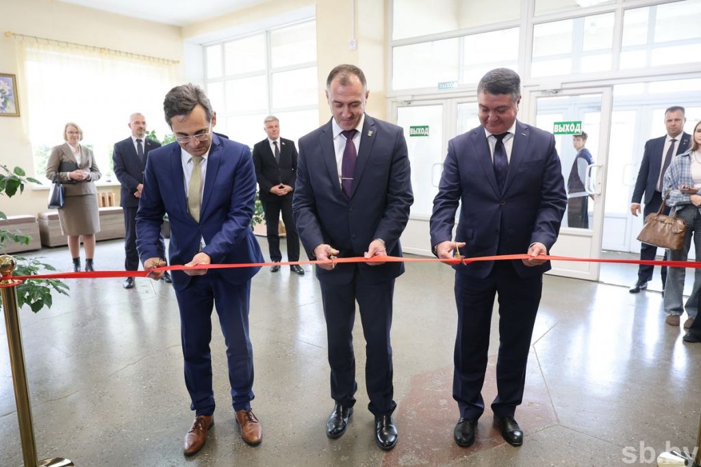 4f7d6f75d4058fc143ae559baa6e6d4c_0