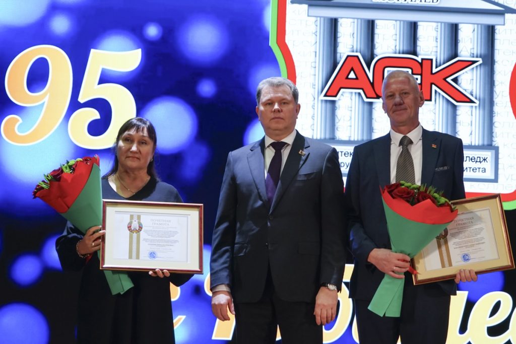 8shzqxgzn6iwyxzu36c6xp7hk1m7rqlx