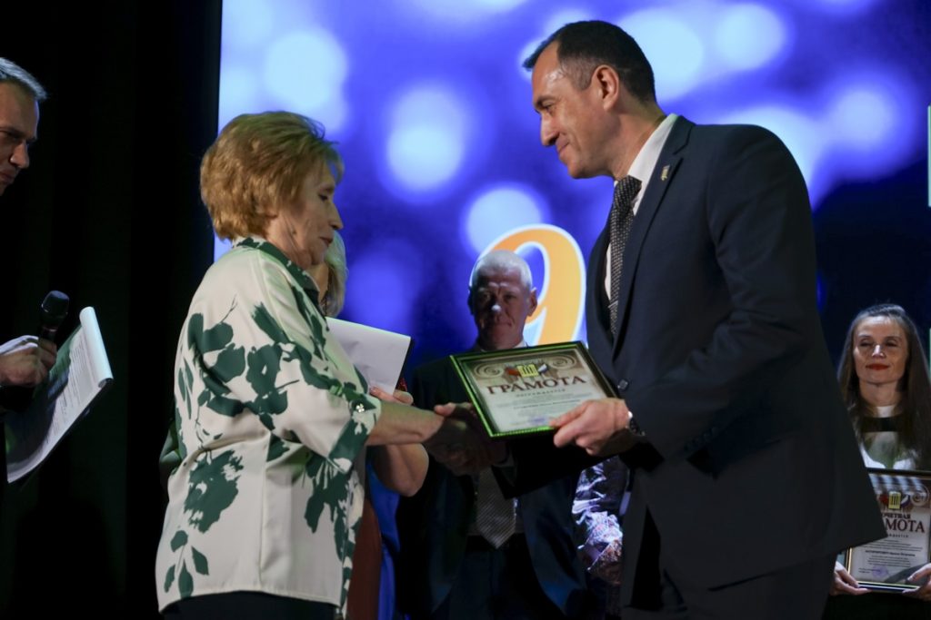 e9u185a06f2kkpelyixau9d1ld0igs7z