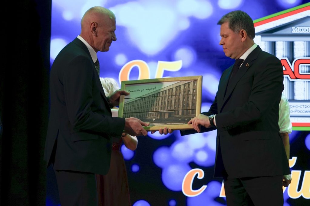 xdymo8yw681prcs341rlo0iwq8wefha8