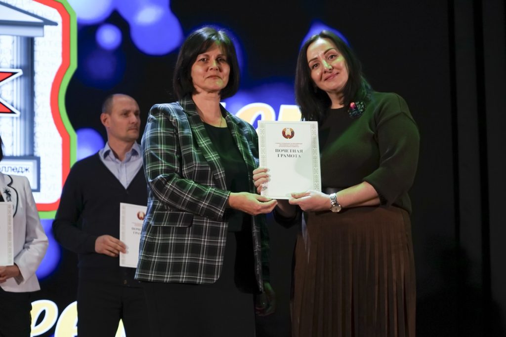 z60y9fgeqyffb8qysq1atixcnl0jb056