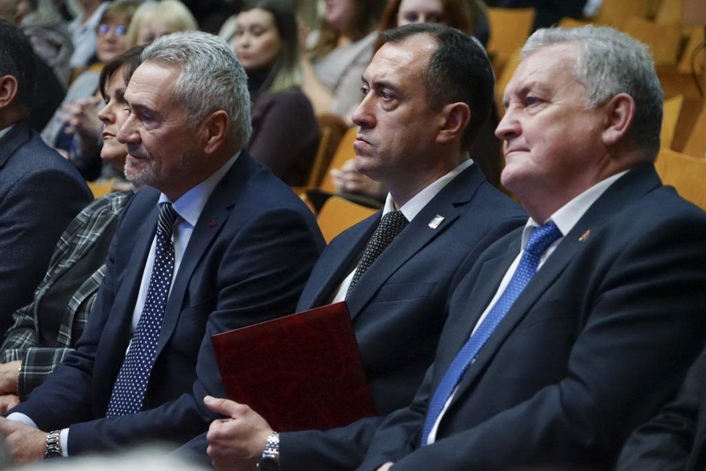 zo2q3aiqr0gbe06mpy5mh87b2p71xa7s